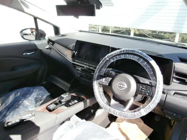 オーラ 1.2 G レザーエディション NCナビ・TV・プロパイロット搭載車・(4枚目)