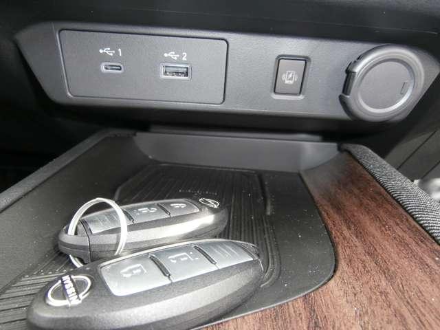 オーラ 1.2 G レザーエディション NCナビ・TV・プロパイロット搭載車・ETC・(17枚目)