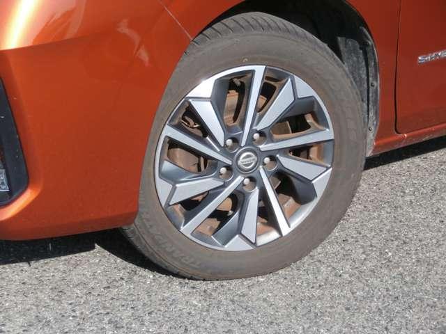 セレナ ２．０　ＸＶ（2枚目）