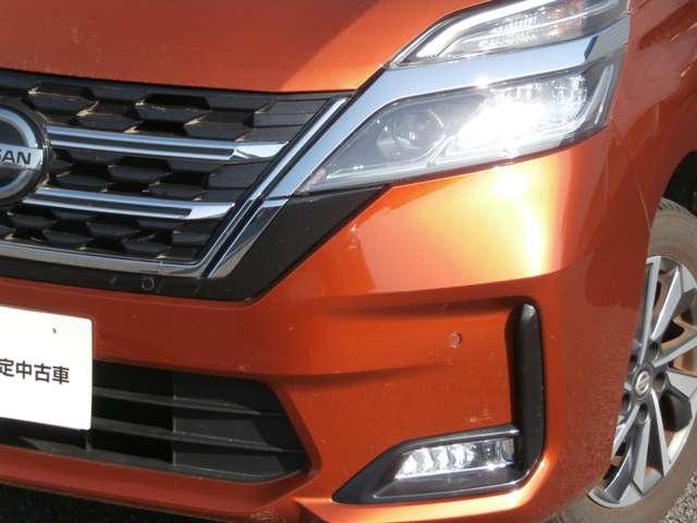 セレナ ２．０　ＸＶ（3枚目）