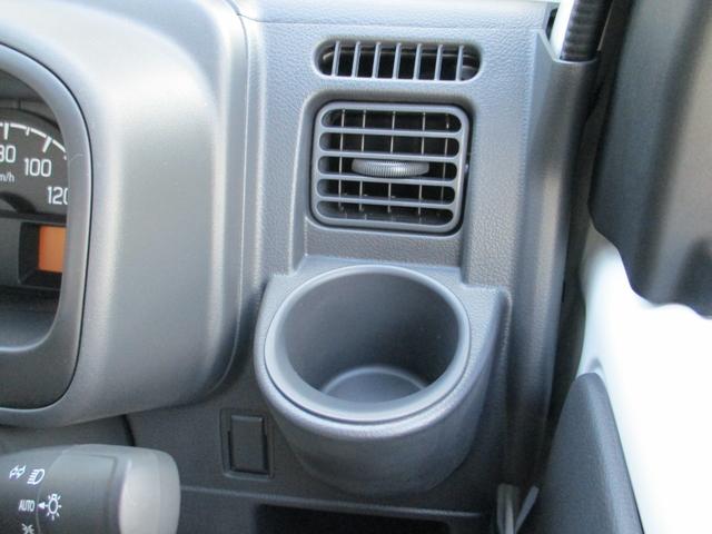 カップホルダー（運転席）