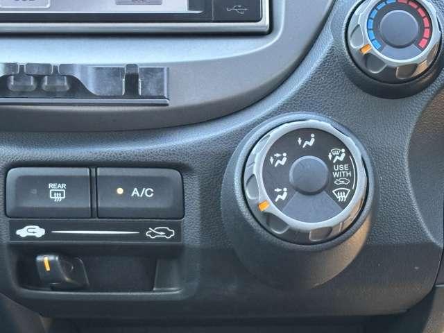 フィット 1.3 G スマートセレクション バックカメラ ETC ナビ TV(11枚目)