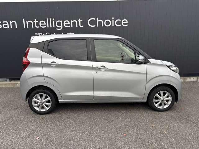 デイズ ６６０　Ｘ　４ＷＤ　衝突軽減ブレーキ　ＡＶＭ　ＥＴＣ　ナビ（7枚目）