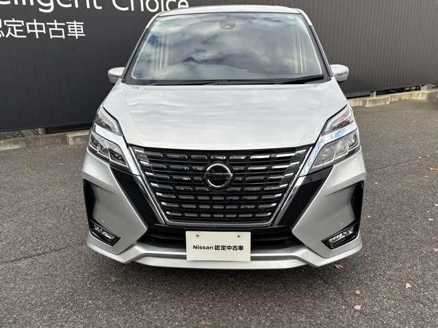 セレナ 2.0 ハイウェイスター V 4WD 衝突軽減ブレーキ バックカメラ LED(2枚目)