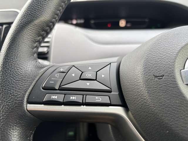 セレナ 2.0 ハイウェイスター V 4WD 衝突軽減ブレーキ バックカメラ LED(14枚目)