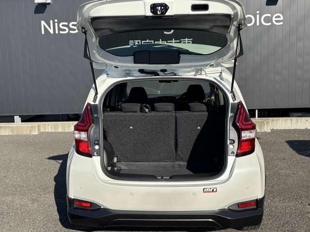 �R���p�N�g�ȎԂł����A�g�����N���[���͍L���A����̔�������T���̂��ł������ł����N���N���[���ł����Ⴂ�܂����