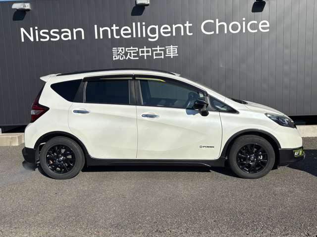 �J���[�͐l�C�̂���u�z���C�g�p�[���v�ǂ�ȃV�[���ł��f����P��ł��B