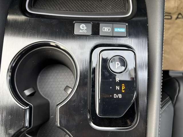 エクストレイル 1.5 G e-4ORCE 4WD 衝突軽減ブレーキ AVM LED ETC(12枚目)