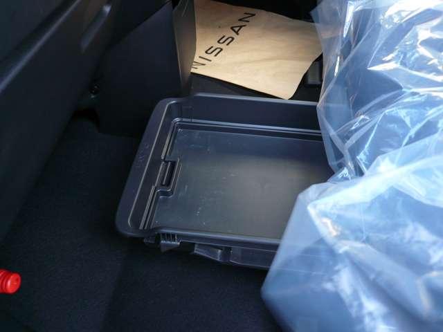 ルークス ハイウェイスター　Ｘ　６６０　ハイウェイスターＸ　４ＷＤ　エマージェンシーブレーキ　インテリジェントキー　アラウンドビューモニター　踏み間違い衝突防止アシスト　バックモニター　ブラインドモニター　車線逸脱警報　スライドドア（15枚目）