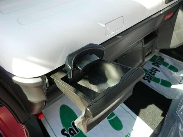 スペーシア ハイブリッドＧ　６６０　ハイブリッド　Ｇ　４ＷＤ　ナビゲーション　エマージェンシーブレーキ　インテリジェントキー　踏み間違い衝突防止アシスト　ＥＴＣ　バックモニター　カーテレビ（地デジ）　盗難防止装置　キーレス（18枚目）
