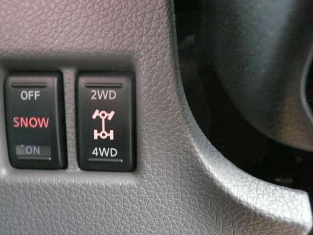 NV350キャラバンバン 2.5 プレミアムGX ロングボディ ディーゼルターボ 4WD 純正ナビゲーション バックビューモニター(14枚目)