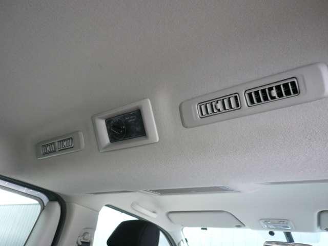 NV350キャラバンバン 2.5 プレミアムGX ロングボディ ディーゼルターボ 4WD 純正ナビゲーション バックビューモニター(18枚目)