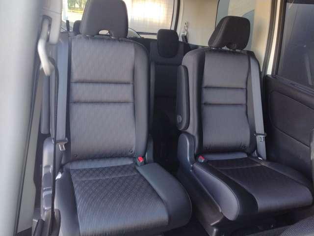 セレナ １．２　ｅ－ＰＯＷＥＲ　ハイウェイスター　Ｖ　ステアリングスイッチ　プロパイロット　３６０°カメラ　エマジェンシーブレーキ　１オナ　スマキー　バックカメラ　禁煙　ＬＥＤ　レーンアシスト　点検記録簿付　ＥＴＣ　ドラレコ　Ａストップ　イモビ　フルオートエアコン　アルミホイール　エアバック（12枚目）