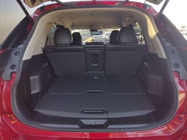 エクストレイル ２．０　２０Ｘｉ　Ｖセレクション　２列車　４ＷＤ　ステアリングスイッチ　プロパイロット　踏み間違い防止　盗難防止　全周囲モニター　オールモード４ＷＤ　ＬＥＤヘッドライト　ＬＤＰ　ｉストップ　レーダークルーズ　ＥＴＣ　禁煙車　１オナ　アルミ　メモリーナビ　スマートキー　バックモニター（16枚目）