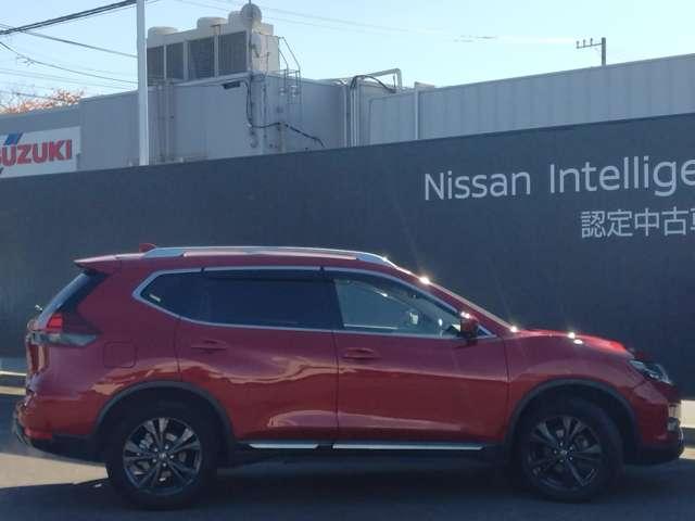 エクストレイル ２．０　２０Ｘｉ　Ｖセレクション　２列車　４ＷＤ　ステアリングスイッチ　プロパイロット　踏み間違い防止　盗難防止　全周囲モニター　オールモード４ＷＤ　ＬＥＤヘッドライト　ＬＤＰ　ｉストップ　レーダークルーズ　ＥＴＣ　禁煙車　１オナ　アルミ　メモリーナビ　スマートキー　バックモニター（19枚目）