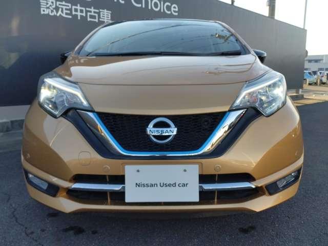 ノート １．２　ｅ－ＰＯＷＥＲ　メダリスト　ステアリングスイッチ　クルコン　被害軽減ブレーキ　ＴＶナビ　禁煙　バックモニター　クルコン　インテリキー　アイドリングストップ　盗難防止装置　ＬＥＤランプ　車線逸脱警報システム　キーフリー　アルミホイール　ＥＴＣ　オートエアコン（16枚目）