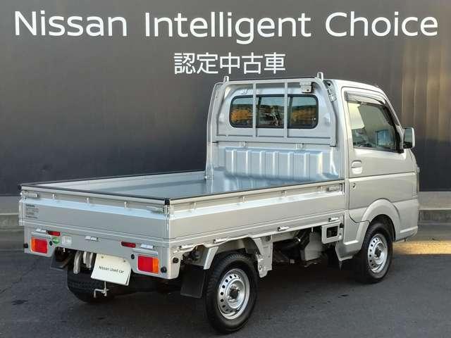 ＮＴ１００クリッパートラック ６６０　ＧＸ　４ＷＤ　社外メモリーナビ　フルセグ　社外ＬＥＤ　衝突軽減システム　切替４ＷＤ　パワーウインド　キーレスエントリー　ナビテレビ　ＡＣ　記録簿　パワーステアリング　エアバッグ　ＡＢＳ　寒冷地仕様　ＬＥＤヘッドライト　助手席エアバック（2枚目）