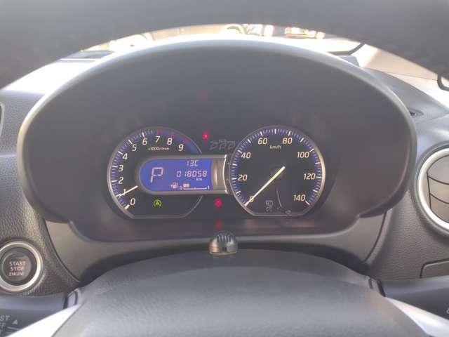デイズ ６６０　ハイウェイスターＸ　キセノン　純正メモリーナビ　アラビュー　ナビＴＶ付　全席ＰＷ　ＩＳＴＯＰ　ダブルエアバッグ　ＰＳ　Ｂカメラ　ＡＡＣ　フルタイム４ＷＤ　盗難防止システム　禁煙　アルミホイール　キーフリーシステム　ＡＢＳ　１セグＴＶ　メモリーナビ　エアバック（9枚目）