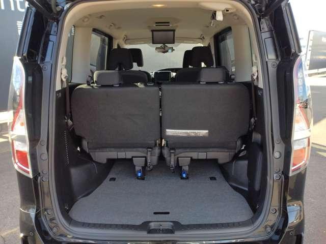 セレナ １．２　ｅ－ＰＯＷＥＲ　ハイウェイスター　Ｖ　ステアリングスイッチ　プロパイロット　３６０°カメラ　エマジェンシーブレーキ　１オナ　スマキー　バックカメラ　禁煙　ＬＥＤ　レーンアシスト　点検記録簿付　ＥＴＣ　ドラレコ　Ａストップ　イモビ　フルオートエアコン　アルミホイール　エアバック（15枚目）