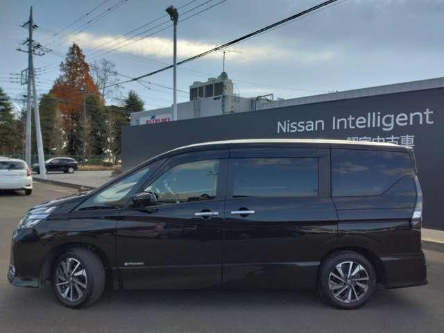 セレナ １．２　ｅ－ＰＯＷＥＲ　ハイウェイスター　Ｖ　ステアリングスイッチ　プロパイロット　３６０°カメラ　エマジェンシーブレーキ　１オナ　スマキー　バックカメラ　禁煙　ＬＥＤ　レーンアシスト　点検記録簿付　ＥＴＣ　ドラレコ　Ａストップ　イモビ　フルオートエアコン　アルミホイール　エアバック（18枚目）