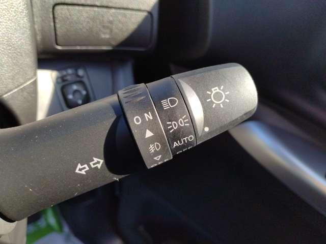 デイズルークス 660 ハイウェイスター ターボ ステアリングスイッチ 社外メモリーナビ アランドビューカメラ 両側オートスライドD スマートキーPスタート 禁煙 Aストップ バックカメラ 記録簿 エアコン アルミホイール サイドカメラ パワーウィンドウ ABS キーレスエントリー イモビ(12枚目)