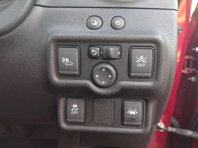 ノート １．２　ｅ－ＰＯＷＥＲ　メダリスト　ステアリングスイッチ　純正メモリーナビ　被害軽減ブレーキ　ＴＶナビ　禁煙　バックモニター　インテリキー　アイドリングストップ　盗難防止装置　ＬＥＤランプ　車線逸脱警報システム　ワンオーナー　キーフリー　アルミホイール　オートエアコン　記録簿（8枚目）