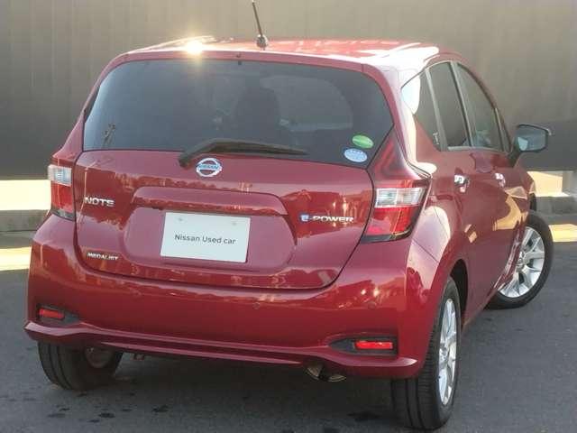 ノート １．２　ｅ－ＰＯＷＥＲ　メダリスト　ステアリングスイッチ　純正メモリーナビ　被害軽減ブレーキ　ＴＶナビ　禁煙　バックモニター　インテリキー　アイドリングストップ　盗難防止装置　ＬＥＤランプ　車線逸脱警報システム　ワンオーナー　キーフリー　アルミホイール　オートエアコン　記録簿（20枚目）