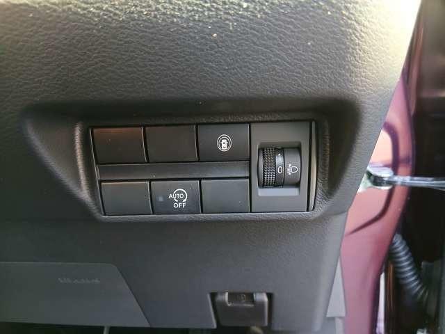 デイズ ６６０　ハイウェイスターＧターボ　純正９インチナビ　アラビュー　禁煙　車線逸脱　インテリジェントアラウンドビューモニター　ＬＥＤ　ナビＴＶ　記録簿　ドライブレコーダー　ＥＴＣ　スマートキー　エアバック　キーフリー　サイドカメラ　バックカメラ　パワーステアリング（9枚目）