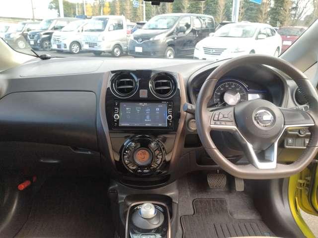 ノート １．２　ｅ－ＰＯＷＥＲ　メダリスト　純正メモリーナビ　アラビュー　ＬＥＤライト　被害軽減ブレーキ　ＴＶナビ　禁煙　ドライブレコーダ　バックモニター　インテリキー　アイドリングストップ　盗難防止装置　ＬＥＤランプ　車線逸脱警報システム　キーフリー　アルミホイール　ＥＴＣ　記録簿（2枚目）