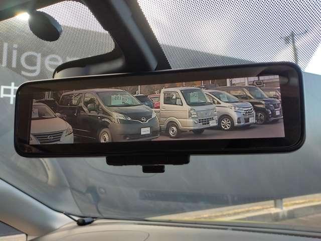 ノート １．２　ｅ－ＰＯＷＥＲ　メダリスト　純正メモリーナビ　アラビュー　ＬＥＤライト　被害軽減ブレーキ　ＴＶナビ　禁煙　ドライブレコーダ　バックモニター　インテリキー　アイドリングストップ　盗難防止装置　ＬＥＤランプ　車線逸脱警報システム　キーフリー　アルミホイール　ＥＴＣ　記録簿（6枚目）