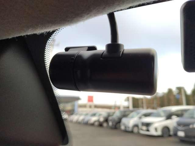 ルークス ６６０　ハイウェイスターＧターボ　プロパイロット　エディション　純正９インチナビ　アラビュー　ＬＥＤライト　両側パワードア　アラウンドビュ　プリクラッシュセーフティー　メモリナビ　アダプティブクルコン　レーンキープ　禁煙　インテリキ－　ＥＴＣ　ＬＥＤヘッドライト　アイドリングストップ　ドライブレコーダー（7枚目）