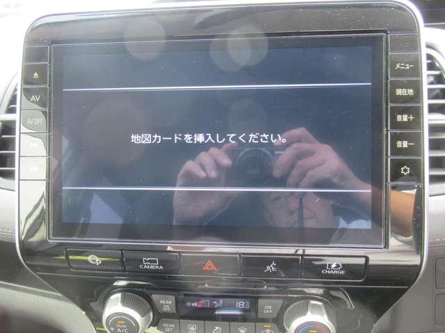 セレナ ｅ－パワー　ハイウェイスターＶ　純正１０インチナビ　両側オートスライド　プロパイロット　前後ドラレコ　ＬＥＤヘッドライト　純正オプションフロントグリル　ＥＴＣ（18枚目）