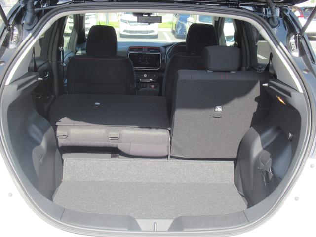 リーフ ニスモ メーカーナビ 寒冷地仕様 プロパイロット シートヒーター アラウンドビュー スマートルームミラー LEDライト ETC プロパイロットパーキング(34枚目)