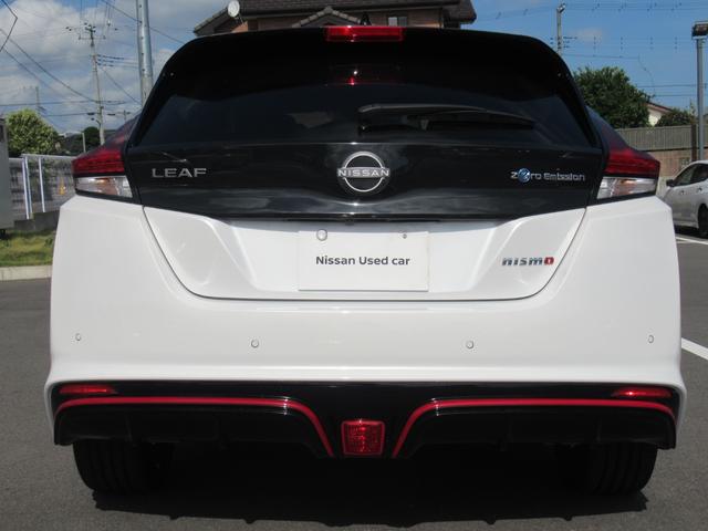 リーフ ニスモ メーカーナビ 寒冷地仕様 プロパイロット シートヒーター アラウンドビュー スマートルームミラー LEDライト ETC プロパイロットパーキング(40枚目)