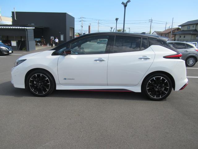 リーフ ニスモ メーカーナビ 寒冷地仕様 プロパイロット シートヒーター アラウンドビュー スマートルームミラー LEDライト ETC プロパイロットパーキング(41枚目)