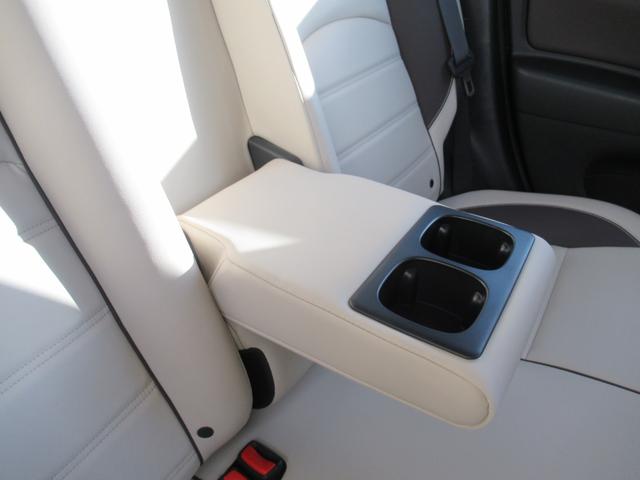 ノート ｅ－パワー　メダリスト　１年保証付き　純正ナビ　バックカメラ　プレミアムホワイトインテリア　社外前後ドラレコ　ＬＥＤヘッドライト　ＥＴＣ　オートエアコン　衝突被害軽減ブレーキ（34枚目）