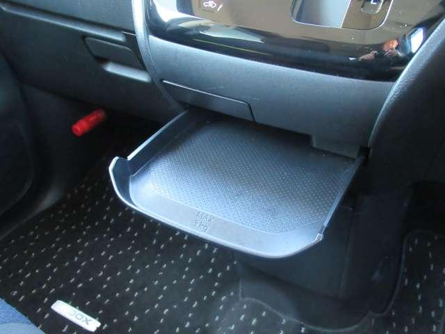 ルークス ハイウェイスター　Ｇターボプロパイロットエディション　純正９インチナビ　両側オートスライド　ＬＥＤライト　１年保証付き　ＳＯＳコール　アラウンドビュー　快適パックＡ　ＥＴＣ　前後ドラレコ（13枚目）