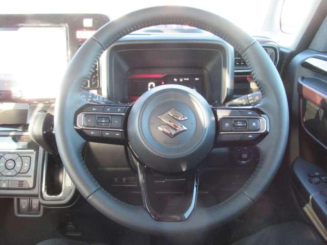 スペーシアカスタム ハイブリッドＸＳターボ　純正９インチナビ　全方位モニター　両側オートスライド　クルーズコントロール　ＬＥＤヘッドライト　ＳＯＳコール　スズキコネクト　シートヒーター（5枚目）