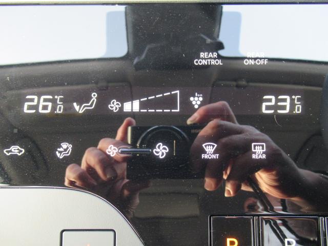 セレナ e-パワー ハイウェイスターV メーカーデカナビ 後席モニター プロパイロット アラウンドビュー 両側オート LEDヘッドライト スマートルームミラー 前後ドラレコ SOSコール(14枚目)