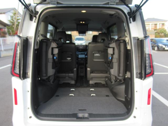 セレナ e-パワー ハイウェイスターV メーカーデカナビ 後席モニター プロパイロット アラウンドビュー 両側オート LEDヘッドライト スマートルームミラー 前後ドラレコ SOSコール(54枚目)