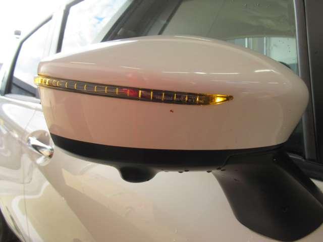 ノート ｅ－パワー　Ｘ　Ｖセレクション　純正ナビ　アラウンドビュー　ＬＥＤヘッドライト　スマートルームミラー　１年保証付き　ＥＴＣ　純正１５インチアルミ　オートエアコン　衝突被害軽減ブレーキ（6枚目）