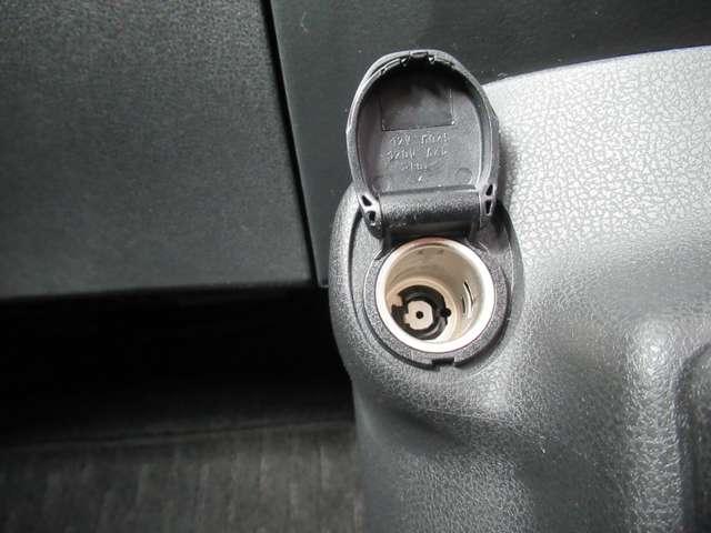 ノート ｅ－パワー　Ｘ　Ｖセレクション　純正ナビ　アラウンドビュー　ＬＥＤヘッドライト　スマートルームミラー　１年保証付き　ＥＴＣ　純正１５インチアルミ　オートエアコン　衝突被害軽減ブレーキ（15枚目）