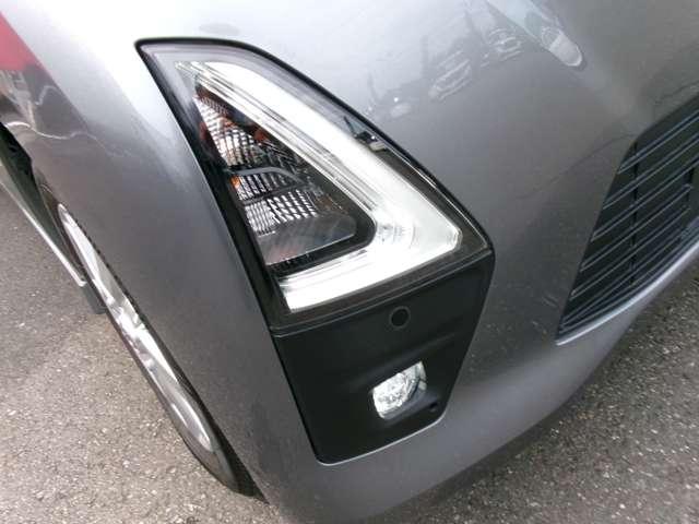 デイズ ハイウェイスター　Ｘ　純正メモリーナビ　アラウンドビューモニター　　ＬＥＤヘッドランプ　フォグランプ　オートライト　インテリジェントキー　オートライト　衝突軽減ブレーキ　踏み間違い防止　車線逸脱警報　ＳＯＳコール（19枚目）