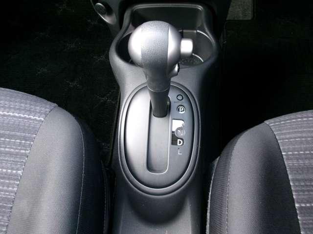 マーチ ボレロ　衝突軽減ブレーキ　車線逸脱警報　踏み間違い防止　純正メモリーナビ　バックビューモニタ　フロント＆バックソナー　　前後ドライブレコーダー　ＥＴＣ　オートライト　ハイビームアシスト　オートエアコン（11枚目）