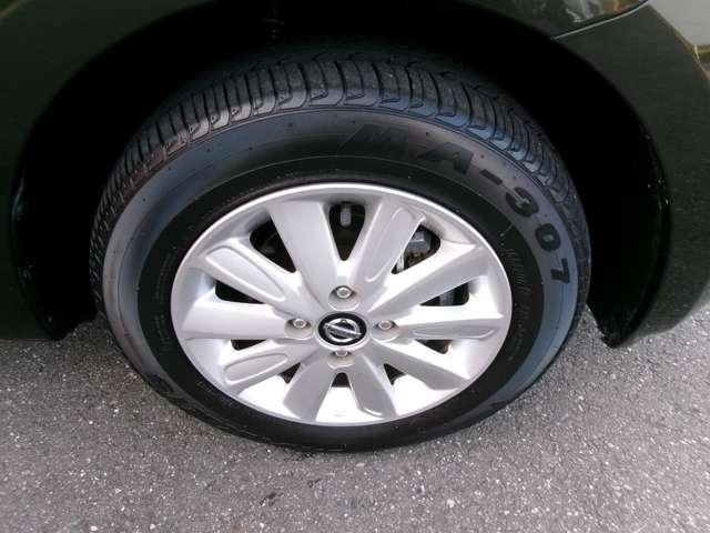 マーチ ボレロ　衝突軽減ブレーキ　車線逸脱警報　踏み間違い防止　純正メモリーナビ　バックビューモニタ　フロント＆バックソナー　　前後ドライブレコーダー　ＥＴＣ　オートライト　ハイビームアシスト　オートエアコン（20枚目）