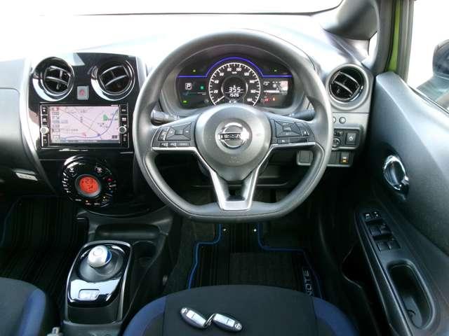 ノート e-パワー X ブラックアロー 純正メモリーナビ アラウンドビューモニター ドライブレコーダー インテリジェントルームミラー LEDヘッドランプ オートライト 衝突軽減ブレーキ 踏み間違い防止 車線逸脱警報 フロント&バックソナー(4枚目)