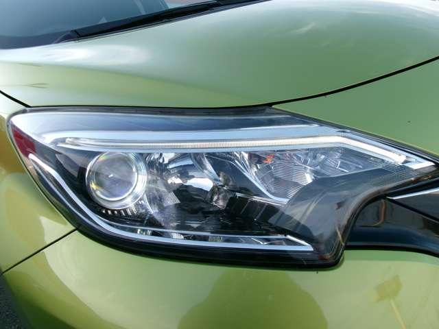 ノート e-パワー X ブラックアロー 純正メモリーナビ アラウンドビューモニター ドライブレコーダー インテリジェントルームミラー LEDヘッドランプ オートライト 衝突軽減ブレーキ 踏み間違い防止 車線逸脱警報 フロント&バックソナー(18枚目)