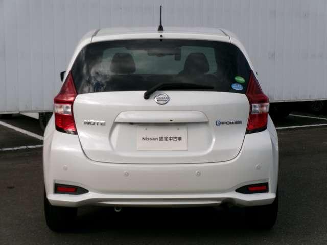 ノート e-パワー X 純正メモリーナビ アラウンドビューモニター ドライブレコーダー Bluetooth インテリジェントルームミラー LEDヘッドランプ 社外アルミホイール 衝突軽減ブレーキ 踏み間違い防止 車線逸脱警報(16枚目)