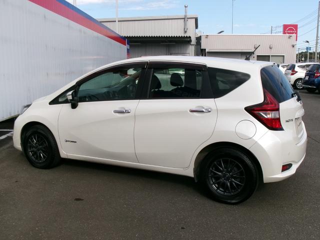 ノート e-パワー X 純正メモリーナビ アラウンドビューモニター ドライブレコーダー Bluetooth インテリジェントルームミラー LEDヘッドランプ 社外アルミホイール 衝突軽減ブレーキ 踏み間違い防止 車線逸脱警報(43枚目)