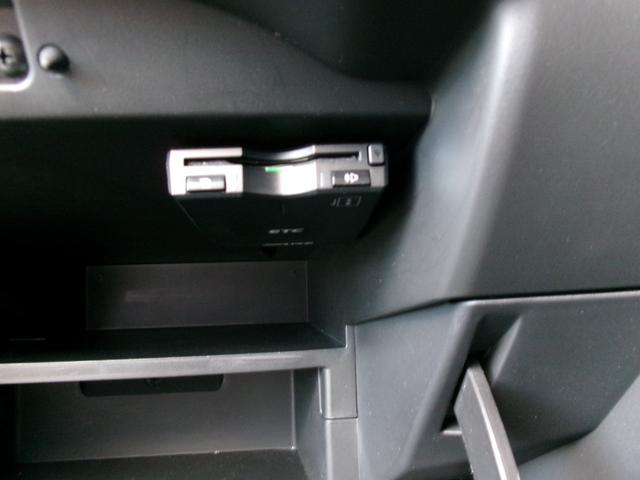 ノート ｅ－パワー　Ｘ　シーギア　ツーリングパッケージ装着車　ＡＬＰＩＮＥナビ　バックカメラ　ＥＴＣ　社外ドライブレコーダー　衝突軽減ブレーキ　踏み間違い防止　車線逸脱警報　ＬＥＤヘッドランプ　フォグランプ　オートライト　オートエアコン　インテリジェントキー（26枚目）